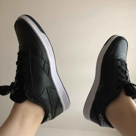 REEBOK BLACK SHOES - Picture 3 of 4